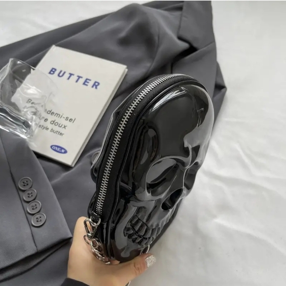 Skull Head Crossbody Bag - Picture 9 of 11